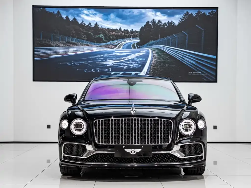 Bentley Flying Spur — фото 7