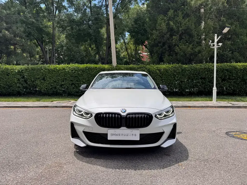 BMW 1 Series 2022 из CN, фото 6