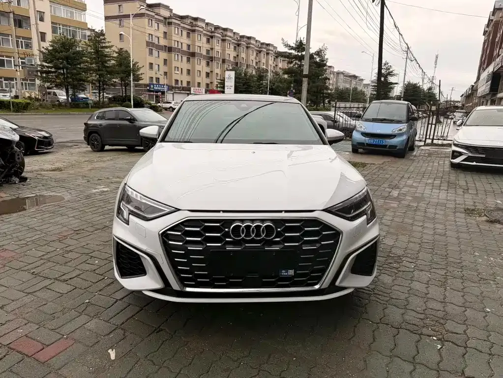 Audi A3 — фото 8