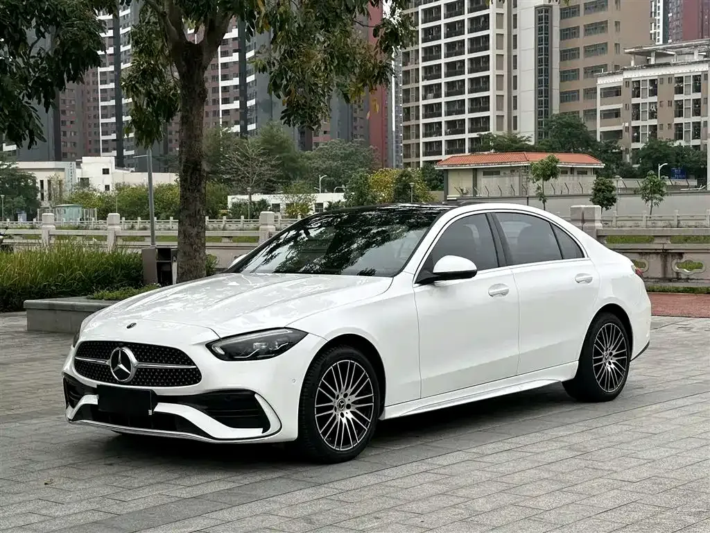 Mercedes-Benz C-Class — фото 1