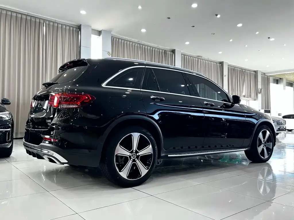 Mercedes-Benz GLC — фото 7