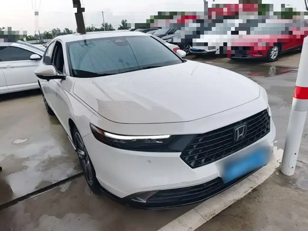 Honda Accord — фото 5