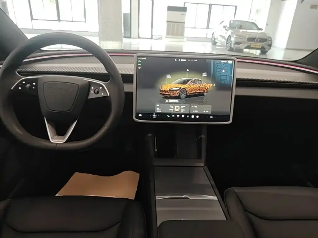 Tesla Model 3 — фото 3