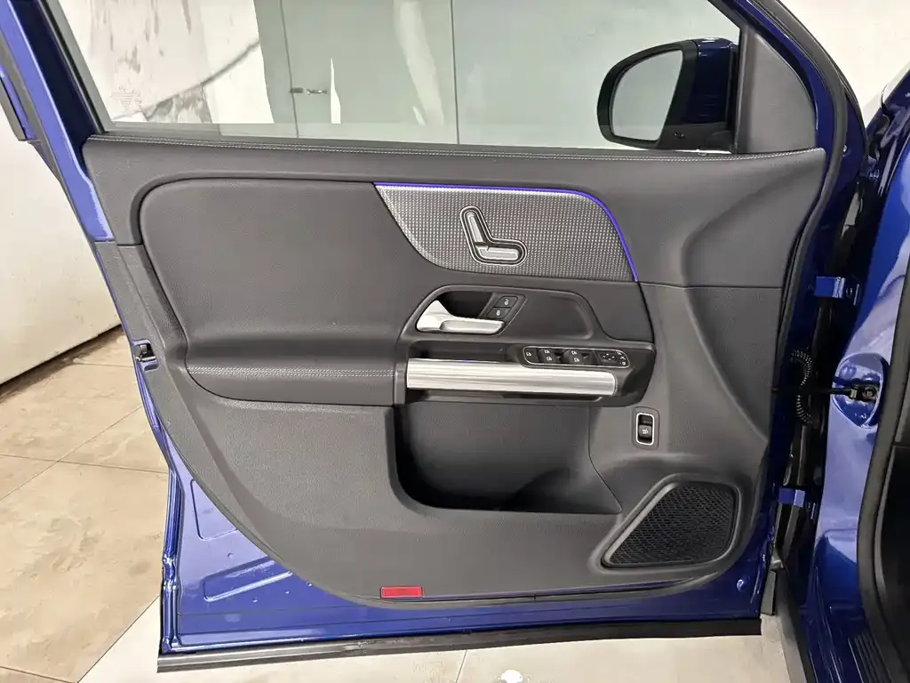 Mercedes-Benz GLA — фото 8