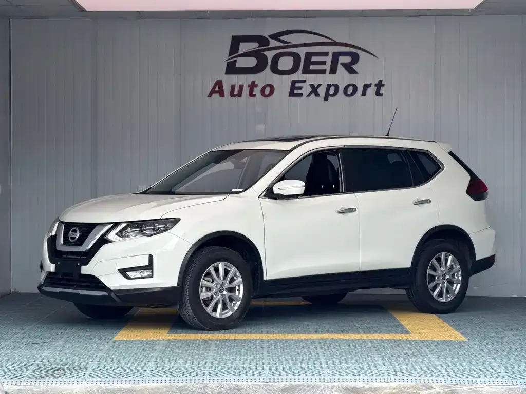 Nissan X-Trail — фото 1
