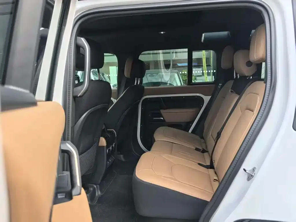 Land Rover Defender — фото 4