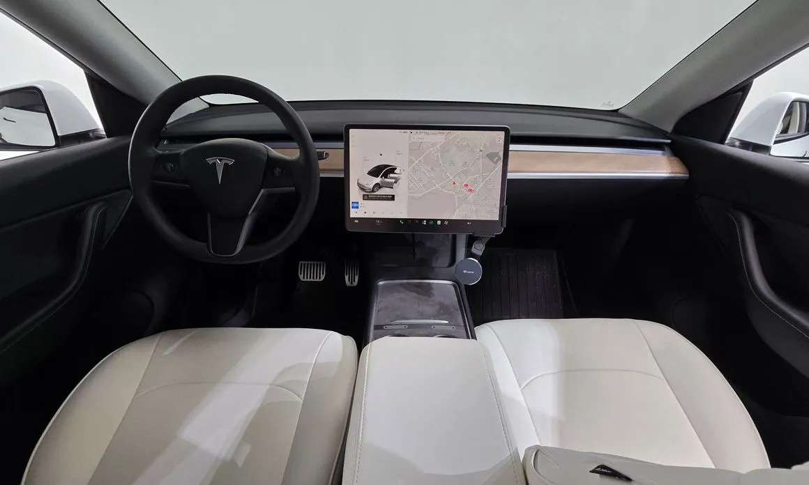 Tesla Model Y — фото 4