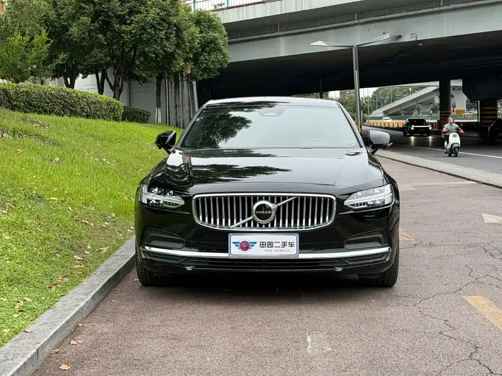 Volvo S90 — фото 9