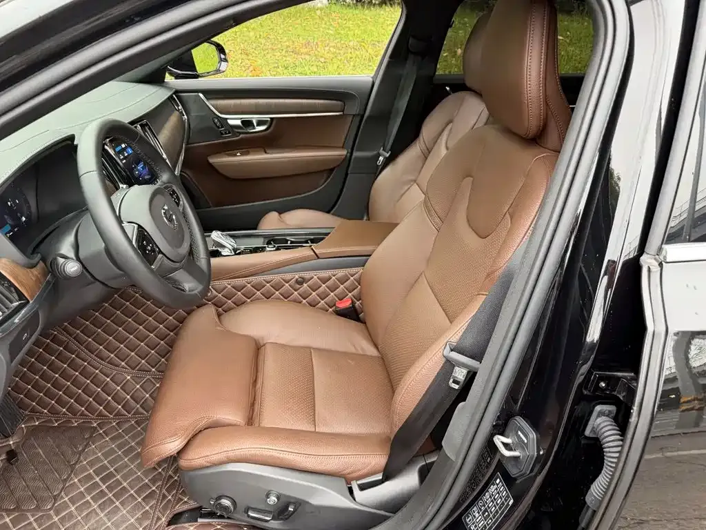 Volvo S90 — фото 2