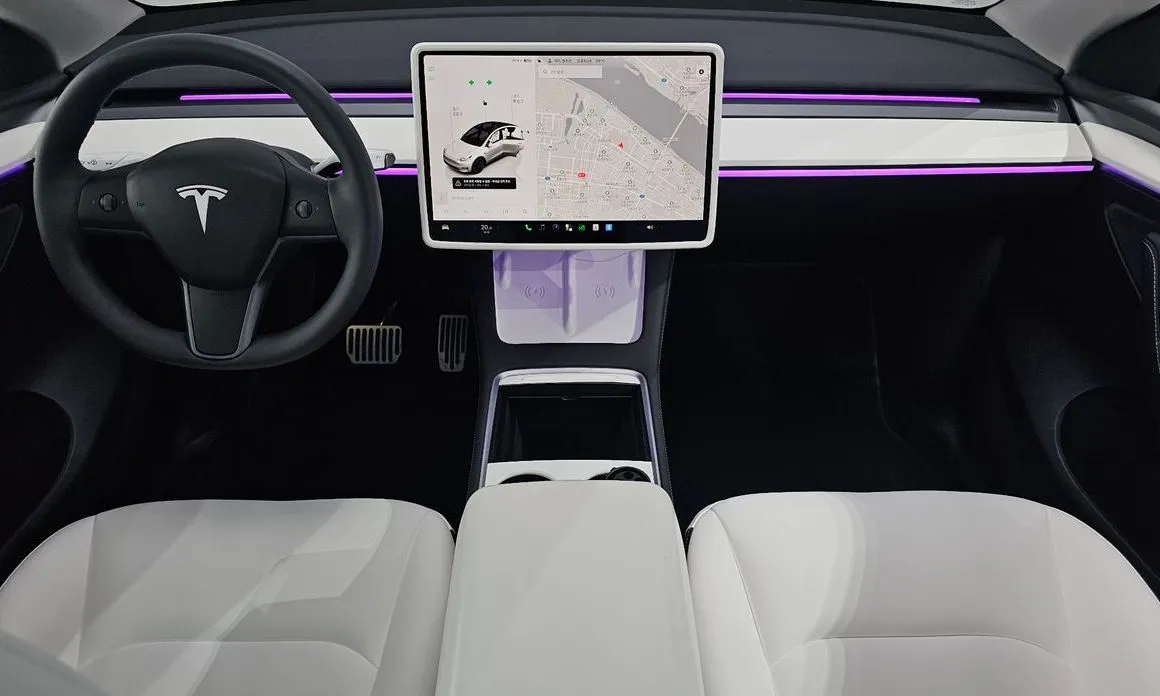Tesla Model Y — фото 6