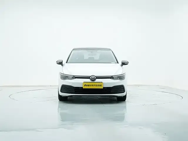 Volkswagen Golf 2022 из CN, фото 8