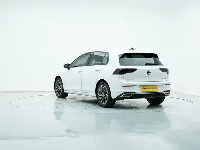 Volkswagen Golf 2022 из CN, фото 7