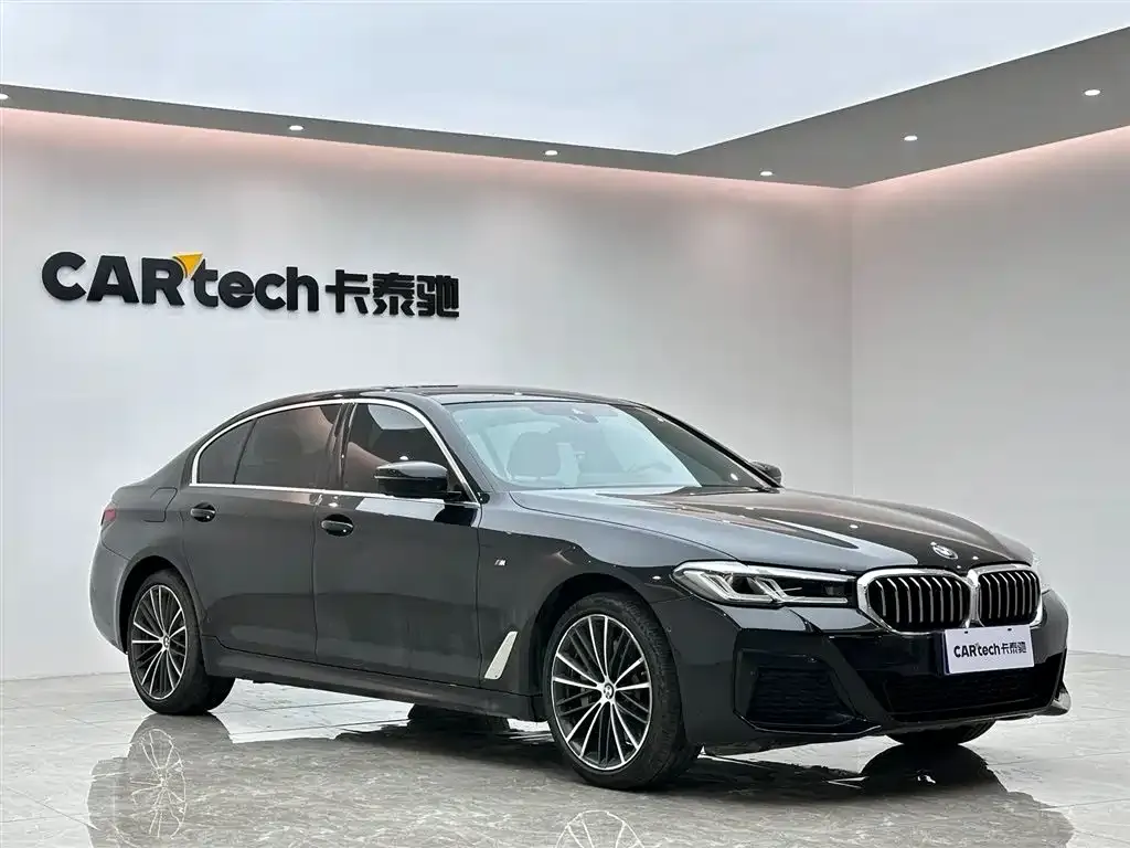 BMW 5 Series — фото 6