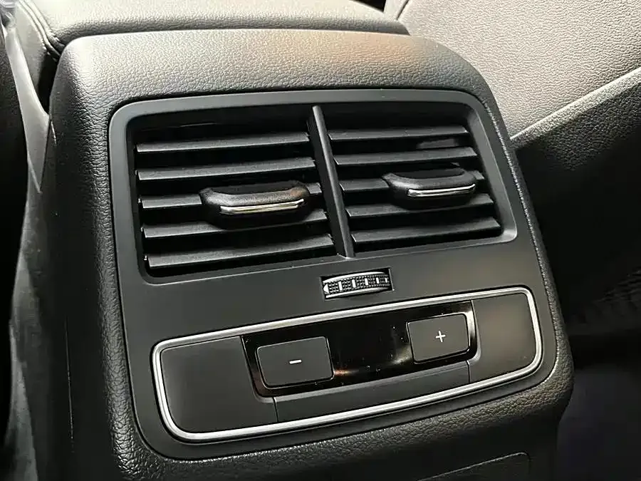 Audi A5 (Import) — фото 2