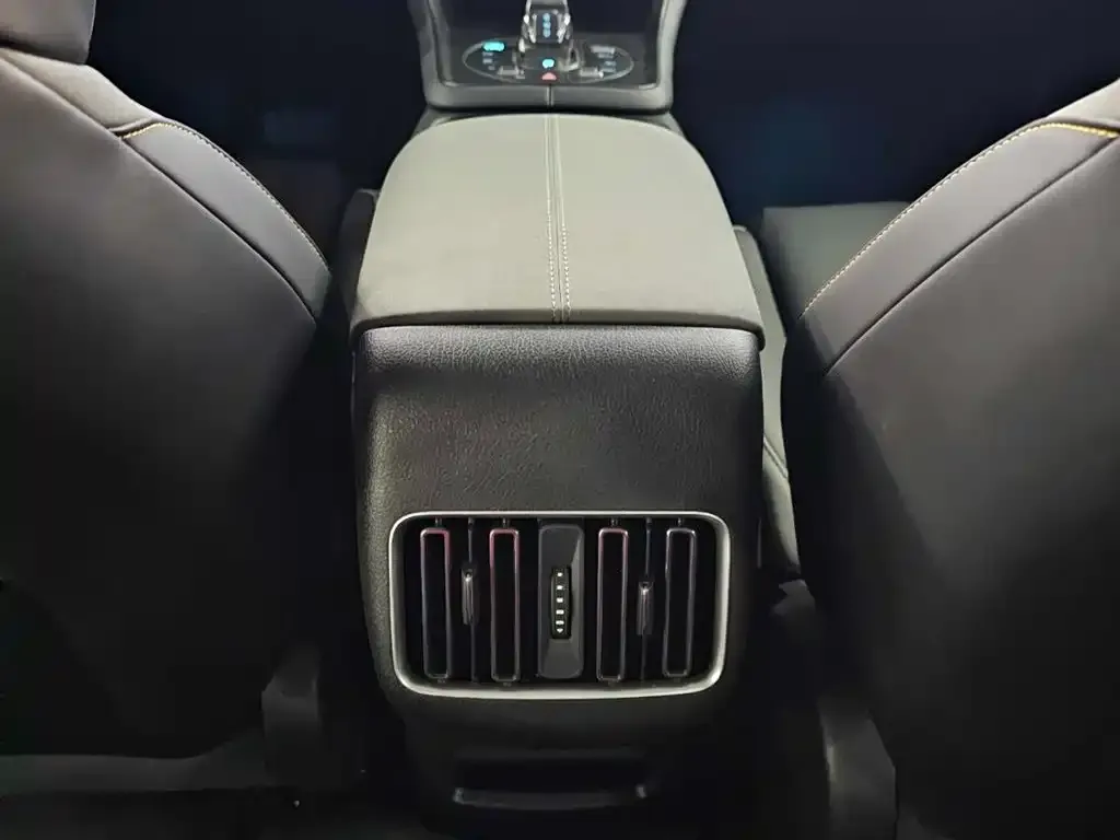 BYD Seal 05 DM-i — фото 2