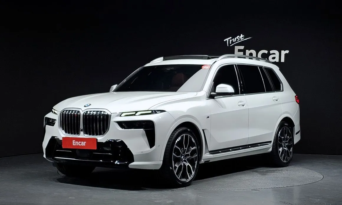 BMW X7 — фото 1