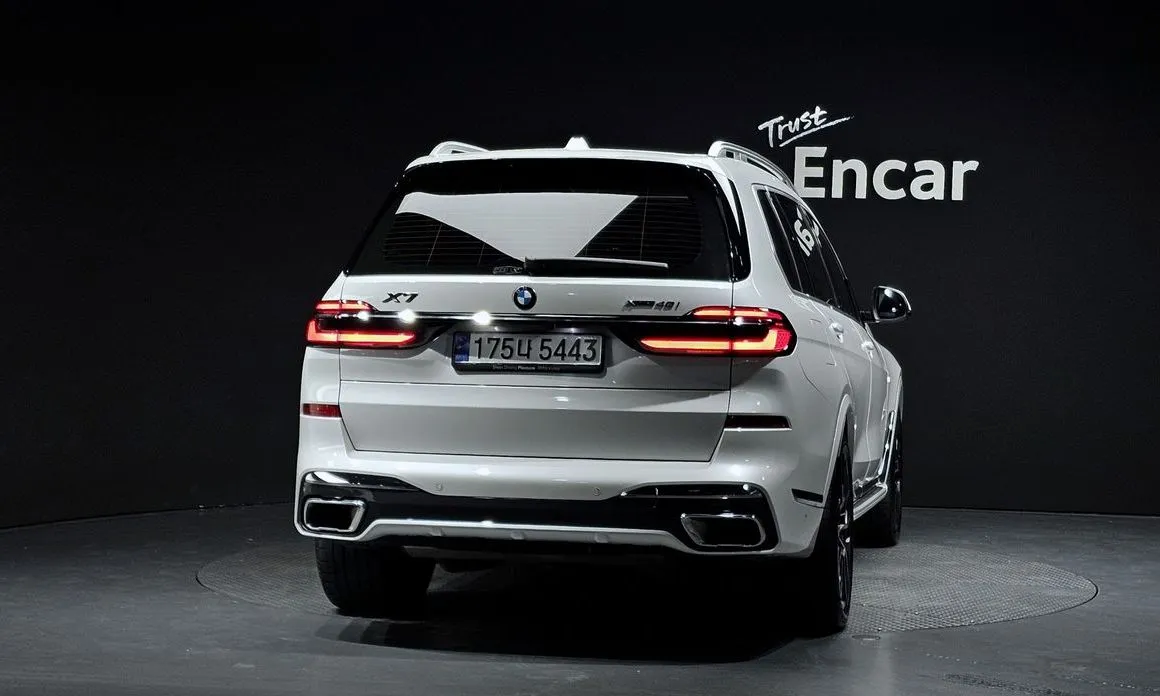 BMW X7 — фото 2