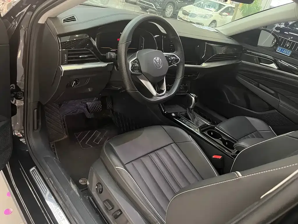 Volkswagen Passat — фото 5