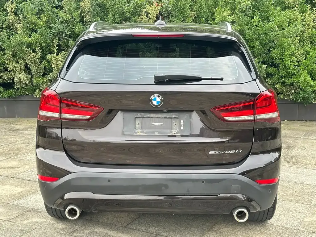 BMW X1 — фото 10