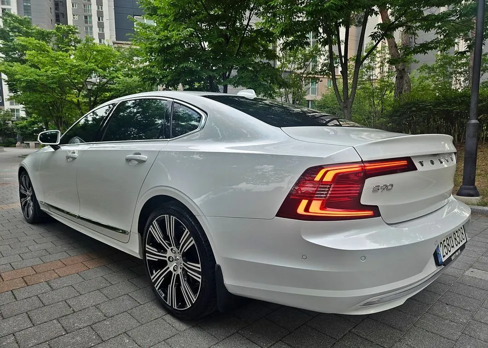 Volvo S90 — фото 7