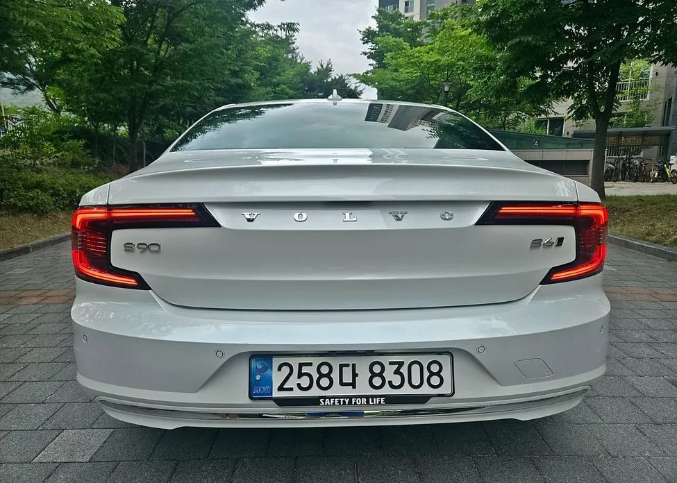 Volvo S90 — фото 9