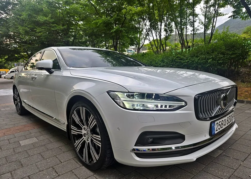Volvo S90 — фото 10