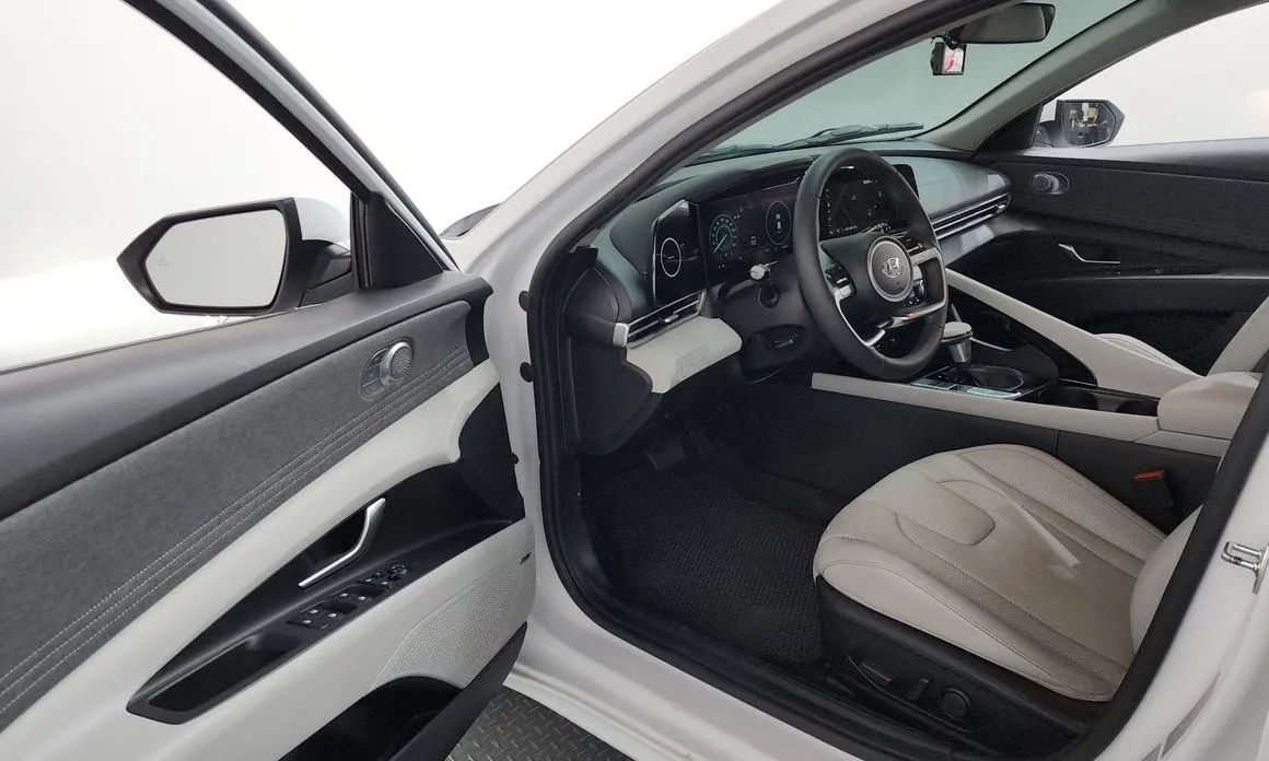 Hyundai AVANTE 2021 из KR, фото 9