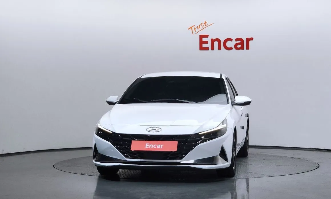 Hyundai AVANTE 2021 из KR, фото 2