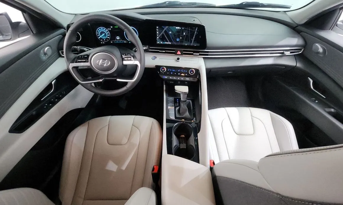 Hyundai AVANTE 2021 из KR, фото 7