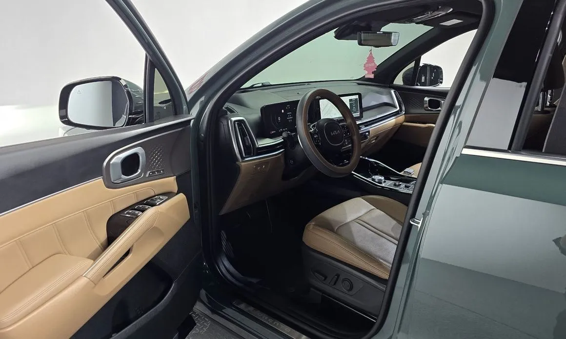 Kia Sorento — фото 6