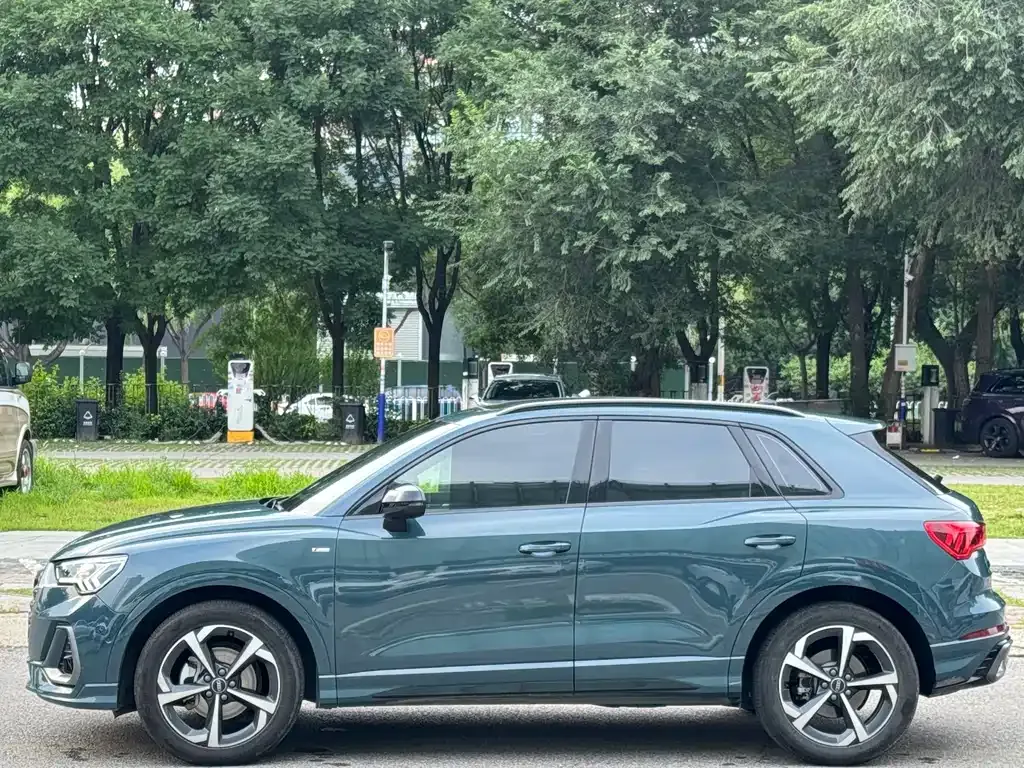Audi Q3 — фото 5