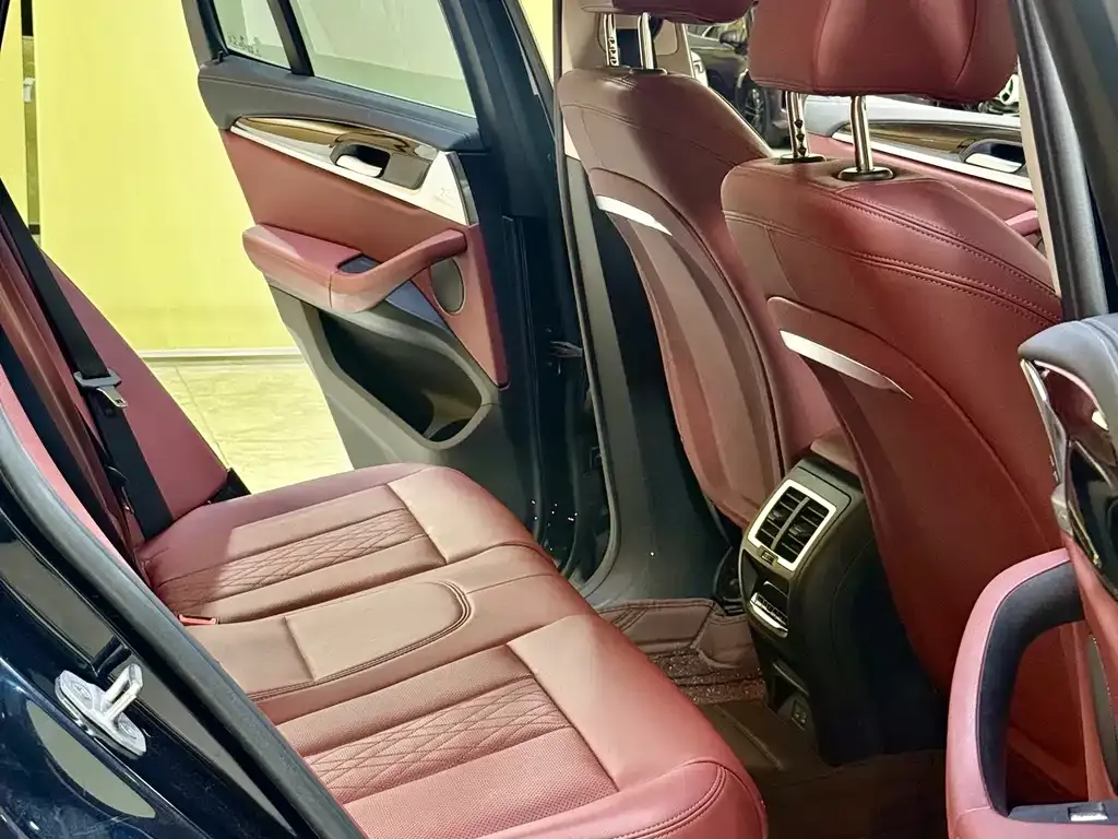 BMW iX3 2024 из CN, фото 3