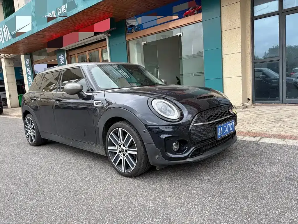 MINI Clubman — фото 3