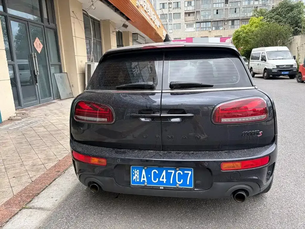 MINI Clubman — фото 4