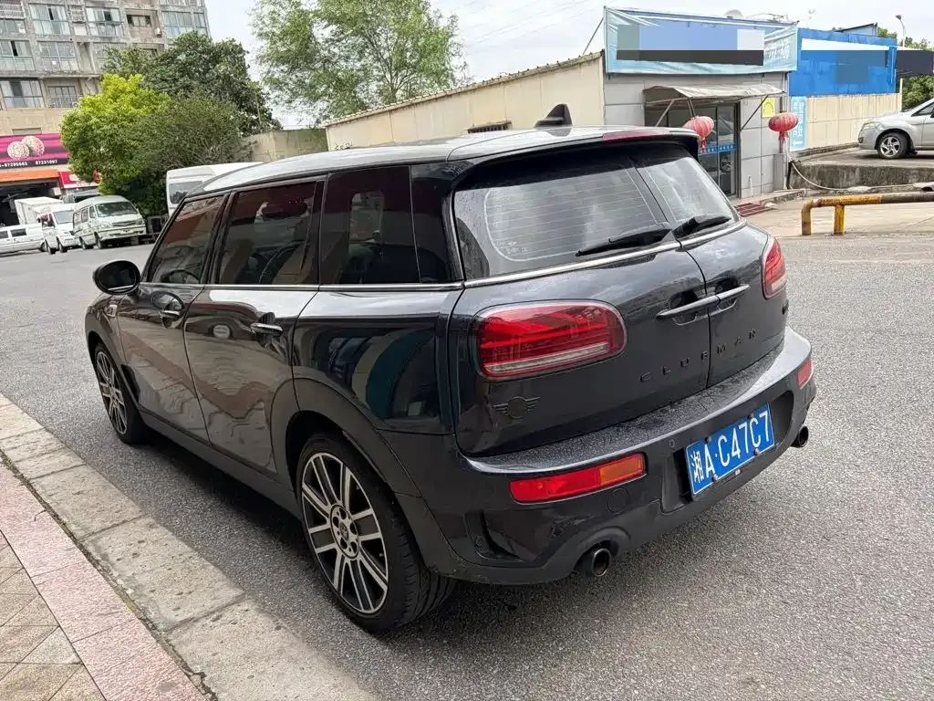 MINI Clubman — фото 9