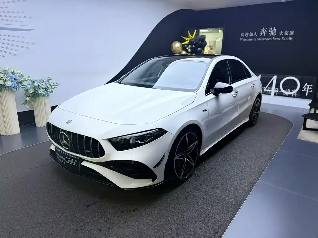 Mercedes-Benz A-Class AMG — фото 1