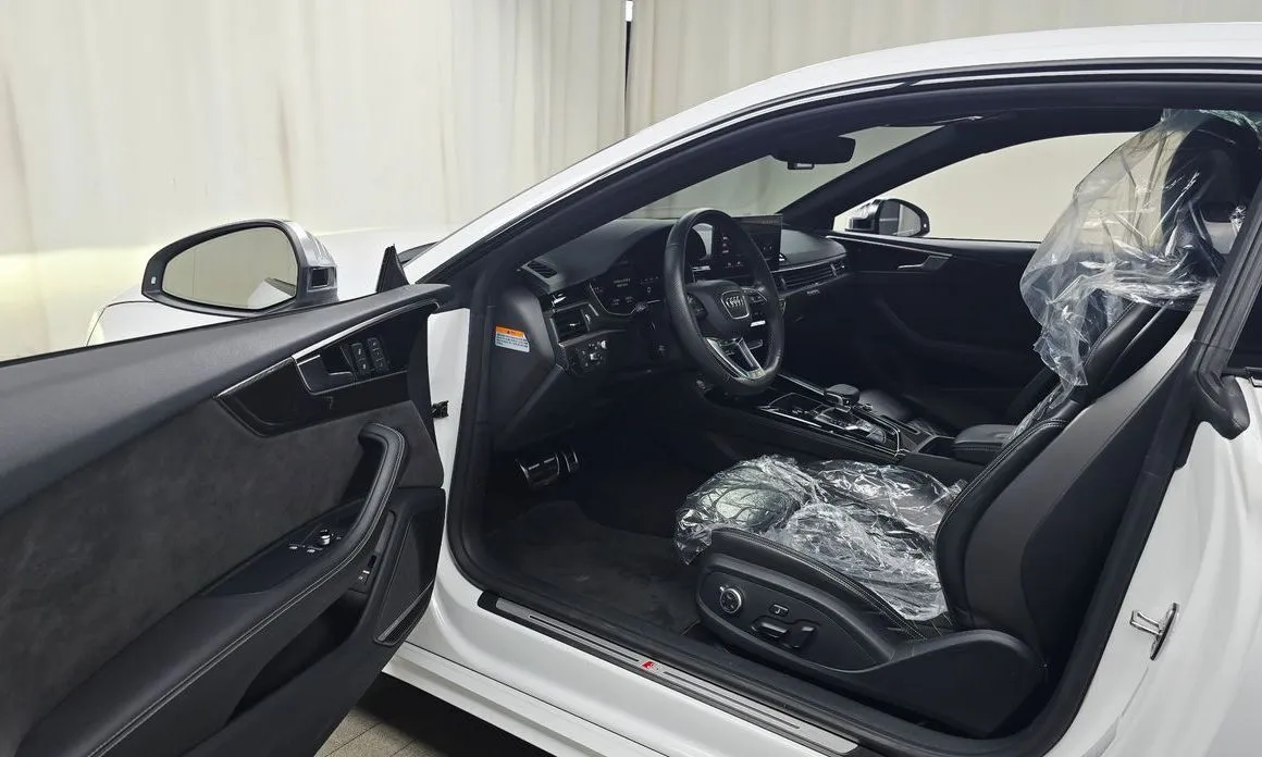 Audi S5 2021 из KR, фото 9