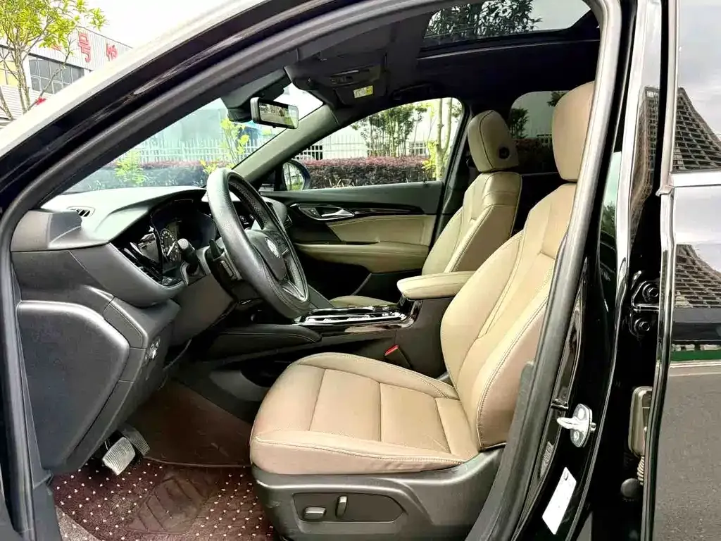 Buick Envision Plus — фото 3