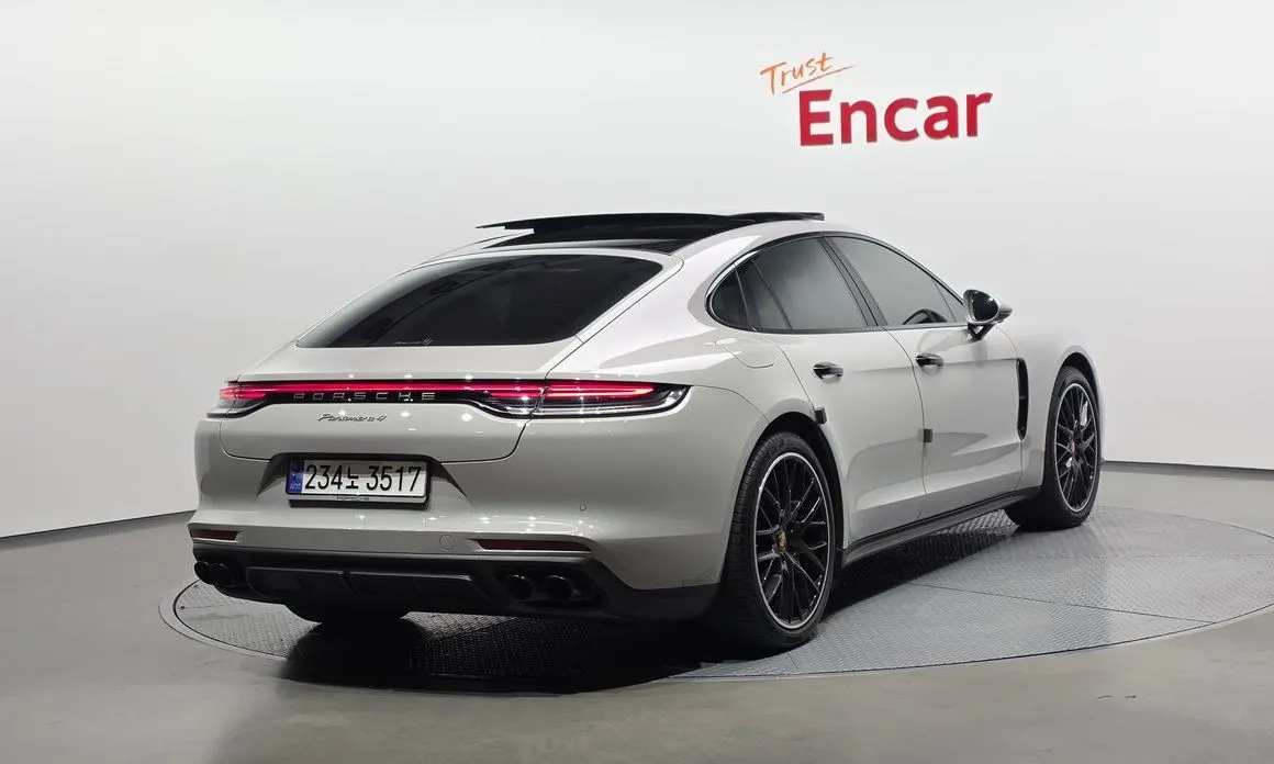 Porsche Panamera — фото 10