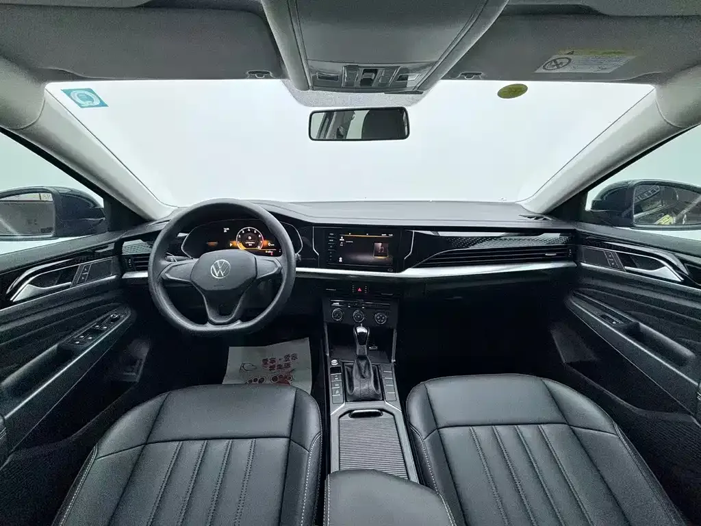 Volkswagen Passat 2022 из CN, фото 3