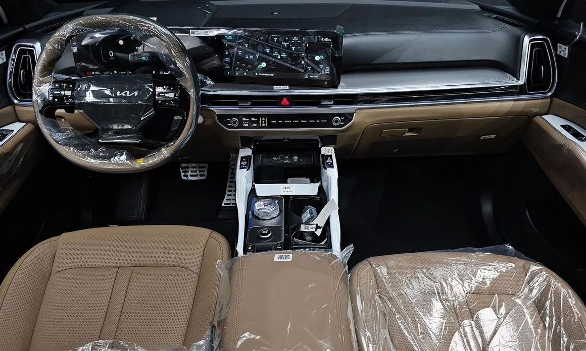 Kia Sorento — фото 10