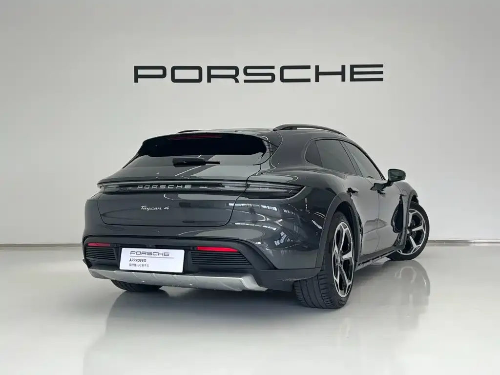 Porsche Taycan — фото 5