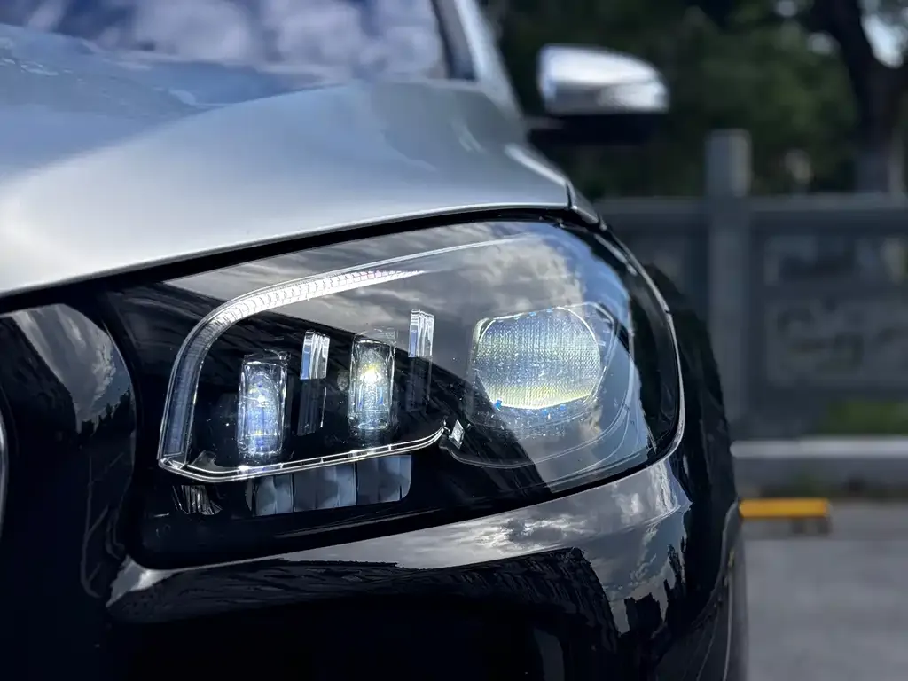 Mercedes-Benz GLS — фото 2