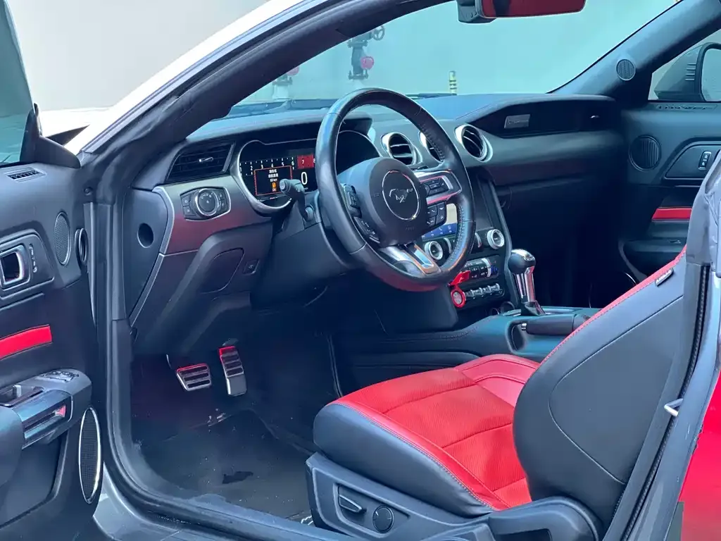 Ford Mustang 2023 из CN, фото 3