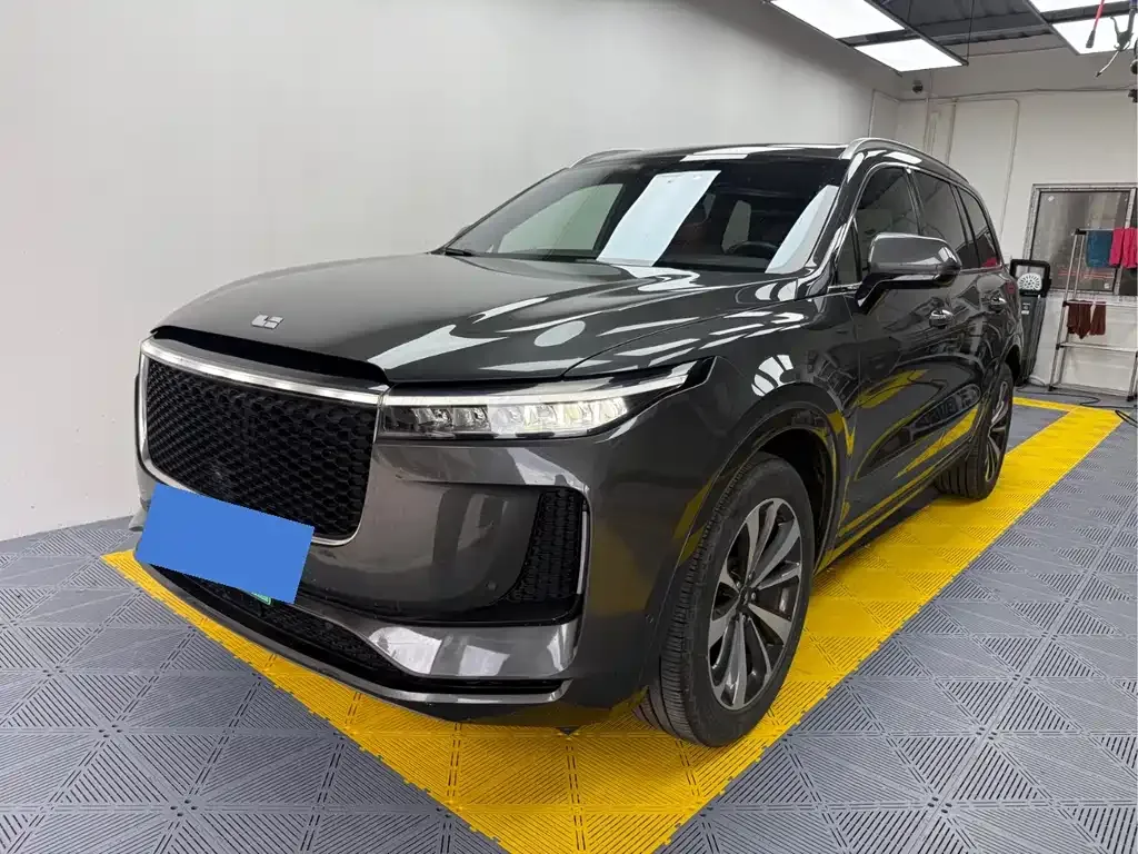 Li Auto ONE