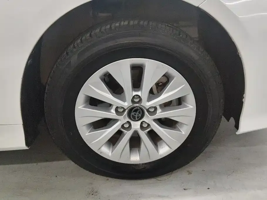 Toyota Corolla 2023 из CN, фото 4