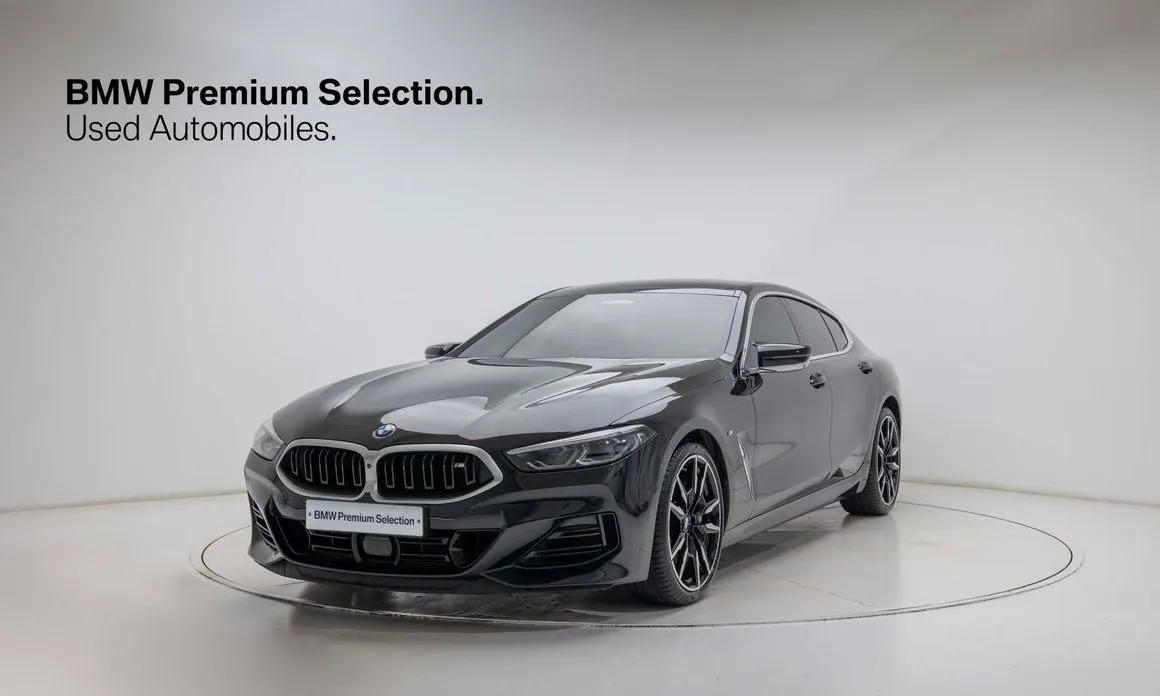 BMW 8-Series — фото 1