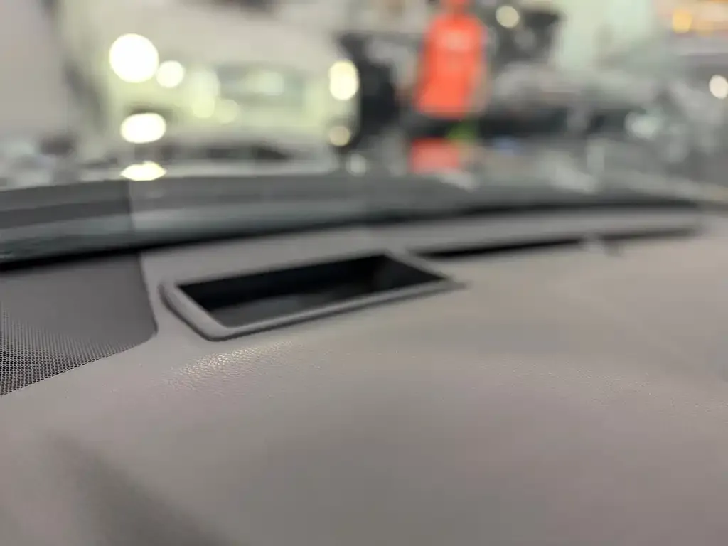 Toyota Camry — фото 2