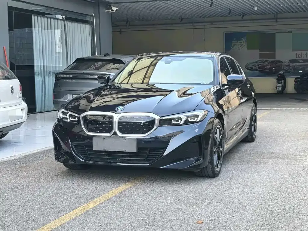 BMW i3 — фото 1