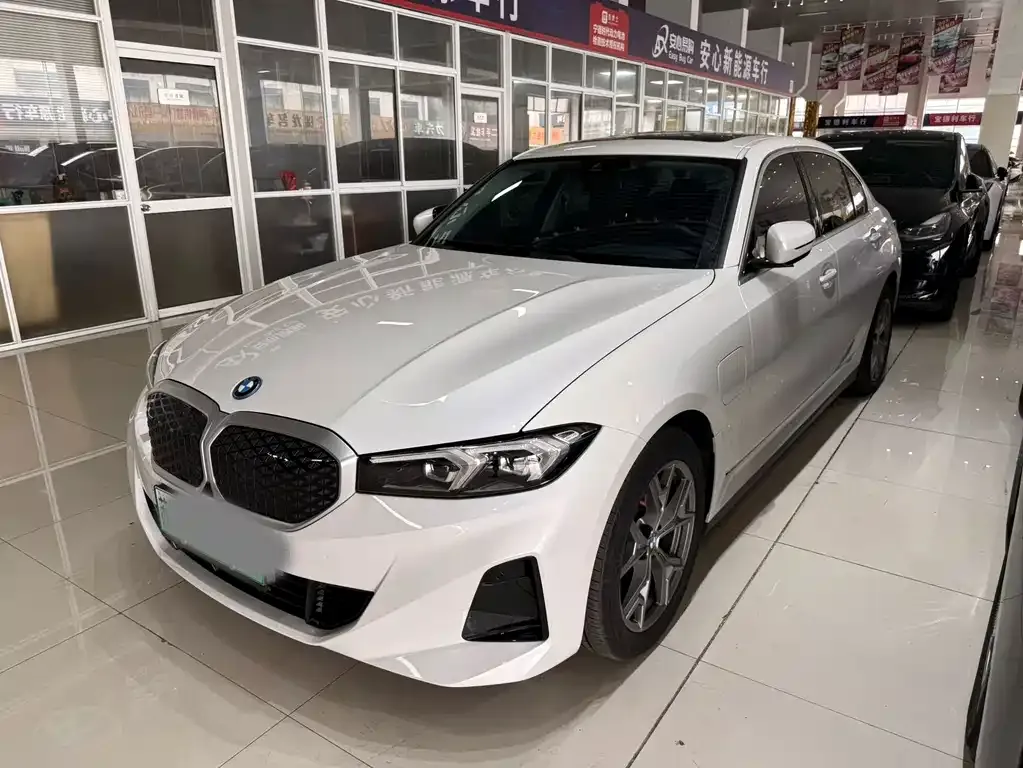 BMW i3 — фото 1